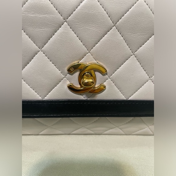 Chanel Rare Vintage Bicolor Single Flap with removable pouch - Picture 6 of 16